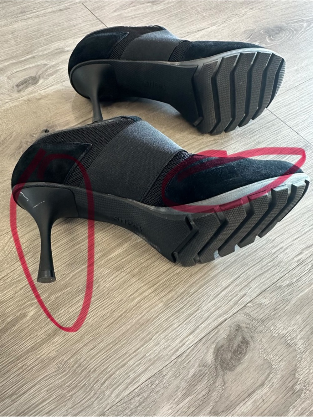 The Icon in Black / Black Patent - Picture 14 of 16